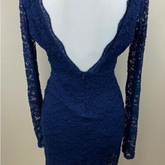 Lace mini - Picture 2 of 3